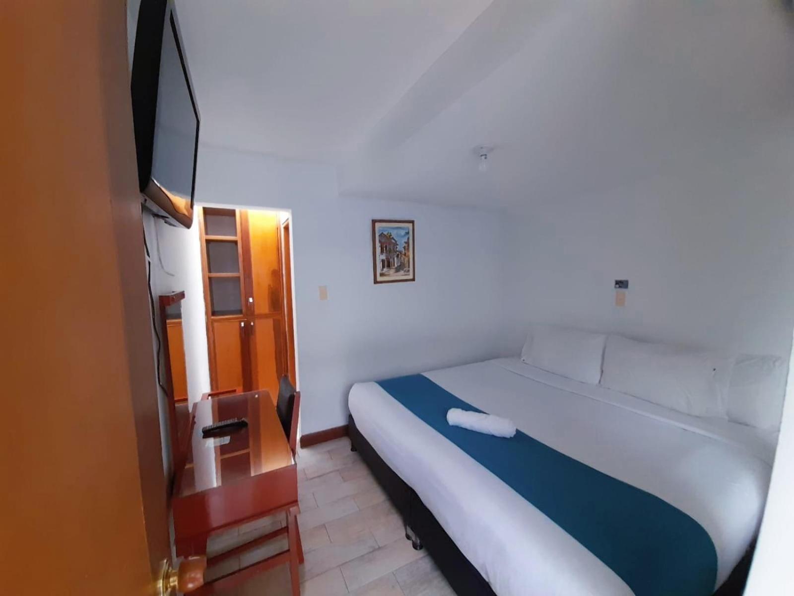Hotel El Cid Plaza Premium Tunja Bilik gambar